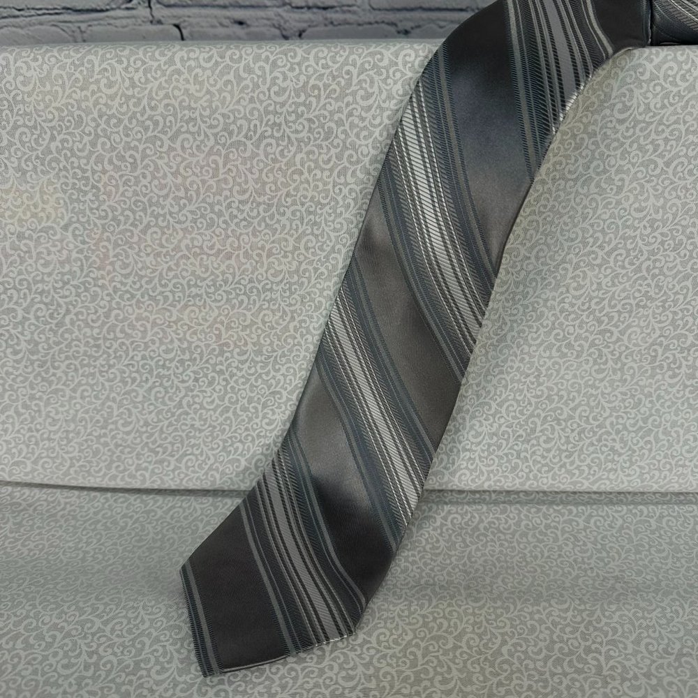 Express 100% Silk Light Grays/Silver Colors Striped‎ Repp Tie, 3 1/4 Inch Wide